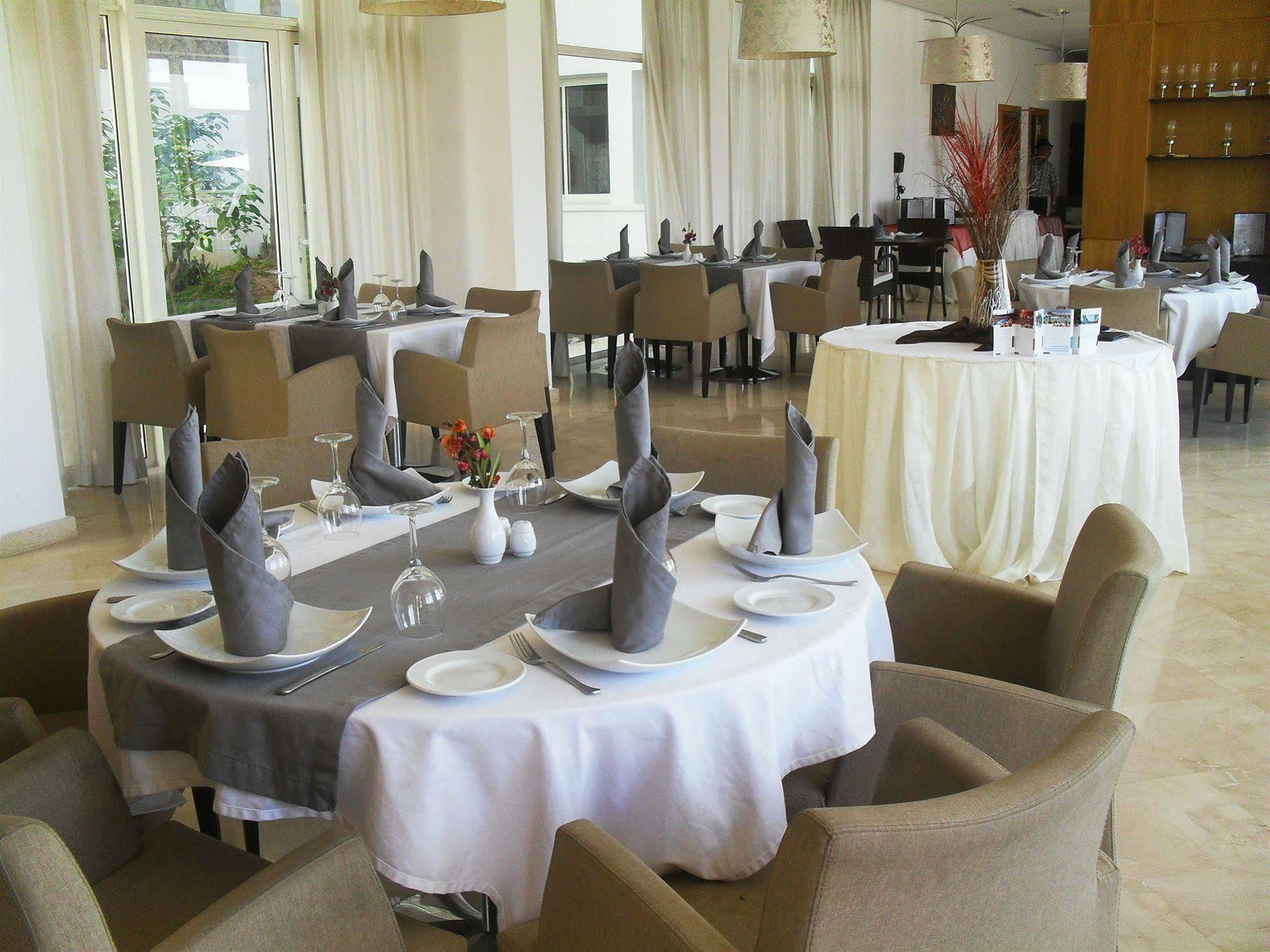 Suites Hotel Mohammed V By Accor Al Hoceima Luaran gambar